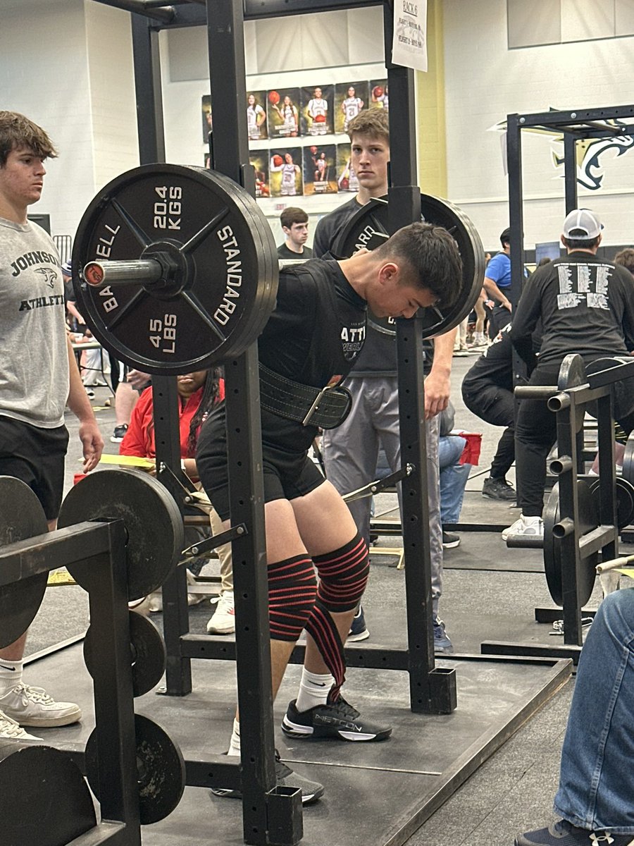 Beautiful morning starting out <a href="/JhsJags/">JHSJags</a> powerlifting invitational. Come out and support our amazing students ! #100PercentHaysCISD  #100Possible #100posible