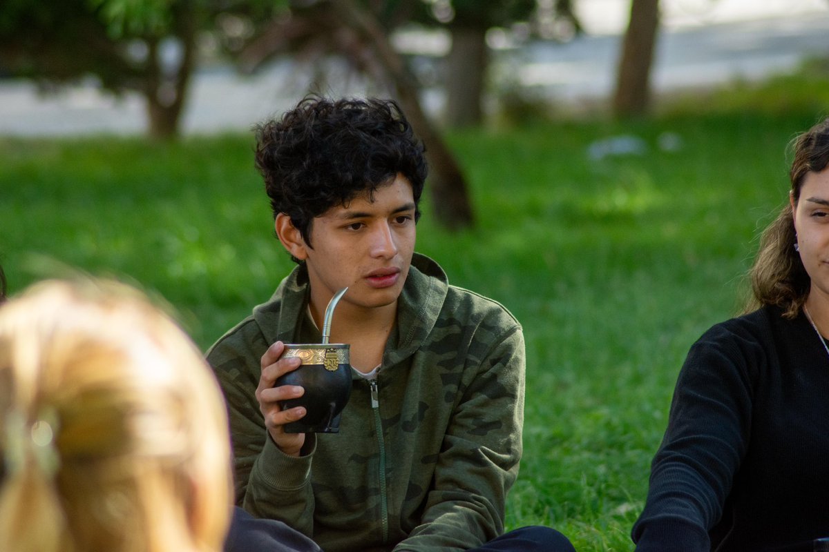 Ayer compartimos una gran tarde con jóvenes comodorenses donde debatimos de los temas que les preocupan de la ciudad y el país. 

Es vital seguir incluyendo a los jóvenes en la discusión política para el desarrollo y el futuro de nuestro país.