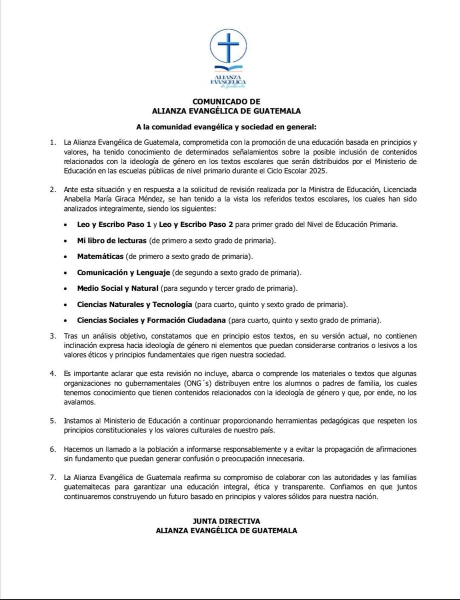 EmisorasUnidas's tweet photo. #AHORA La Alianza Evangélica informó que, a solicitud de la ministra de Educación, Anabella Giracca, revisaron los textos escolares de primaria para verificar la inclusión de ideología de género. Tras el análisis, concluyeron que los libros no contienen elementos relacionados con dicha ideología ni contrarios a los valores éticos. El @MineducGT respondió en redes sociales agradeciendo la colaboración en la auditoría y rechazó la desinformación sobre cambios en los textos oficiales.

Vía: @LesterRamirezEU