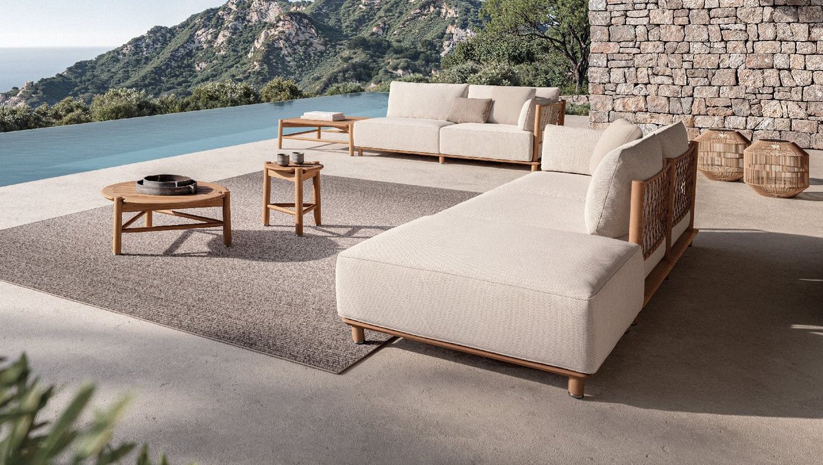 Encompassco's tweet photo. Salina Lounge captures the spirit of the island of Salina, north of Sicily. By Matteo Thun & Benedetto Fasciana for Gloster.
https://t.co/qTt5mWlRs2
#LuxuryOutdoorLiving
#LuxuryGardenFurniture
#GardenDesignUK
#InteriorDesignUK
#LuxuryGardens
#ModernGardensUK
#DesignUK https://t.co/nvax1BeBUC