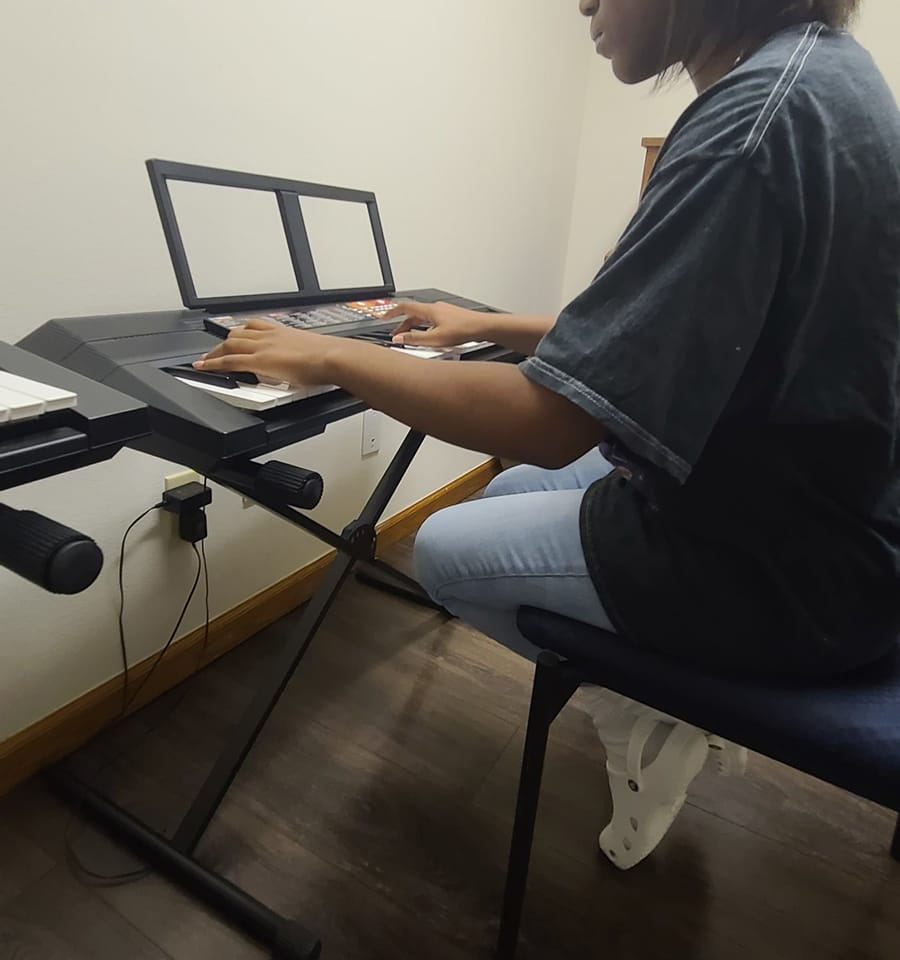 ListenPlayMusic's tweet photo. Are you ready to embark on your musical journey? Our talented instructors are waiting to mold and guide you to being the best musician that you can be.

Enroll today!

https://t.co/FTxOP14ncm https://t.co/AqGp1Q5Uhi