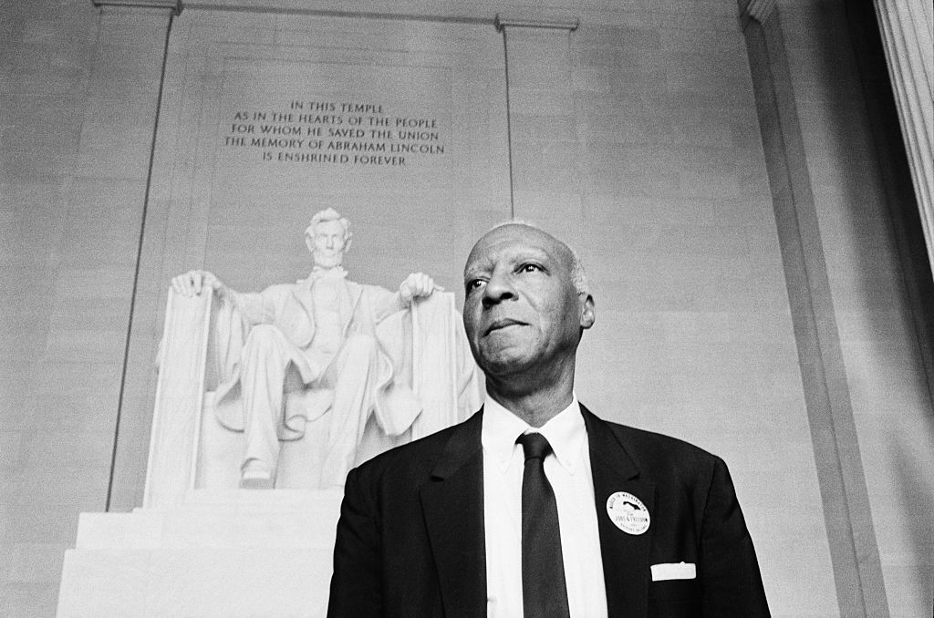SnapchefFound's tweet image. Celebrating #BlackHistoryMonth theme, #AfricanAmericansAndLabor. Honoring leaders like A. Philip Randolph, who fought for equity and justice for Black workers. His legacy inspires our commitment to empowering individuals in the workforce. Theme by @ASALH. 💛✊🏾