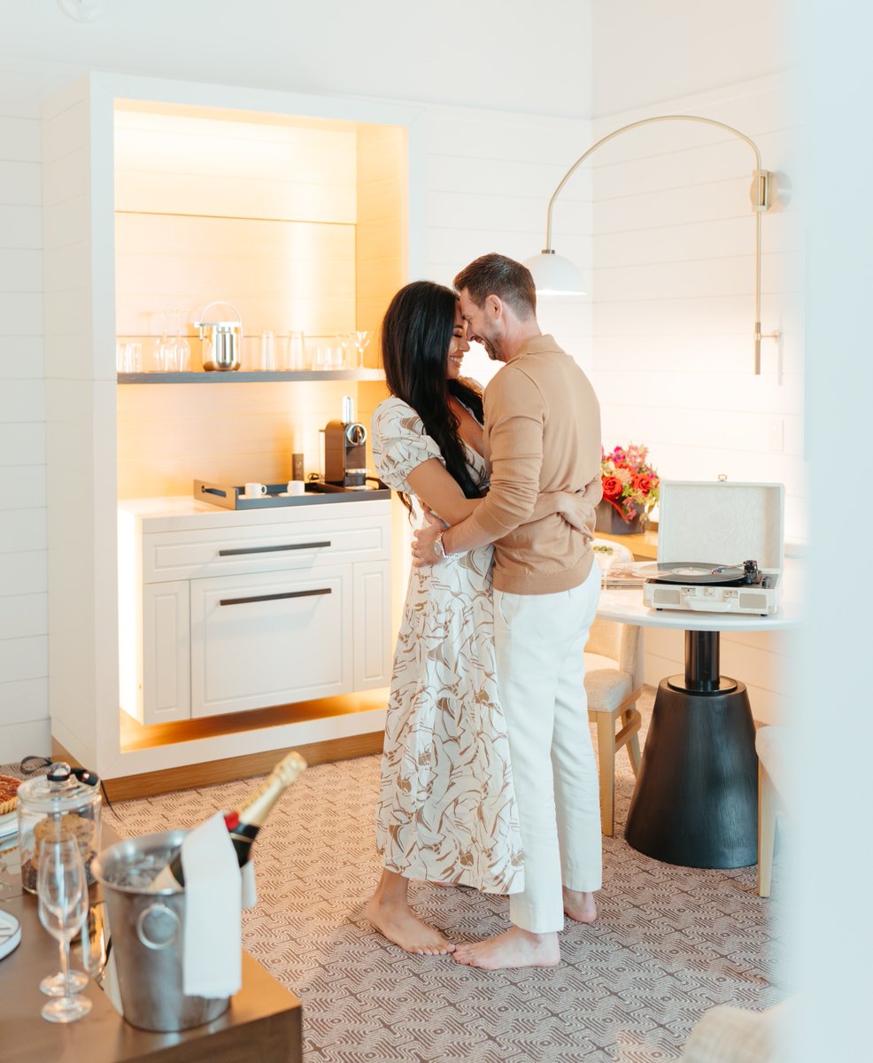 FSNewOrleans tweet media