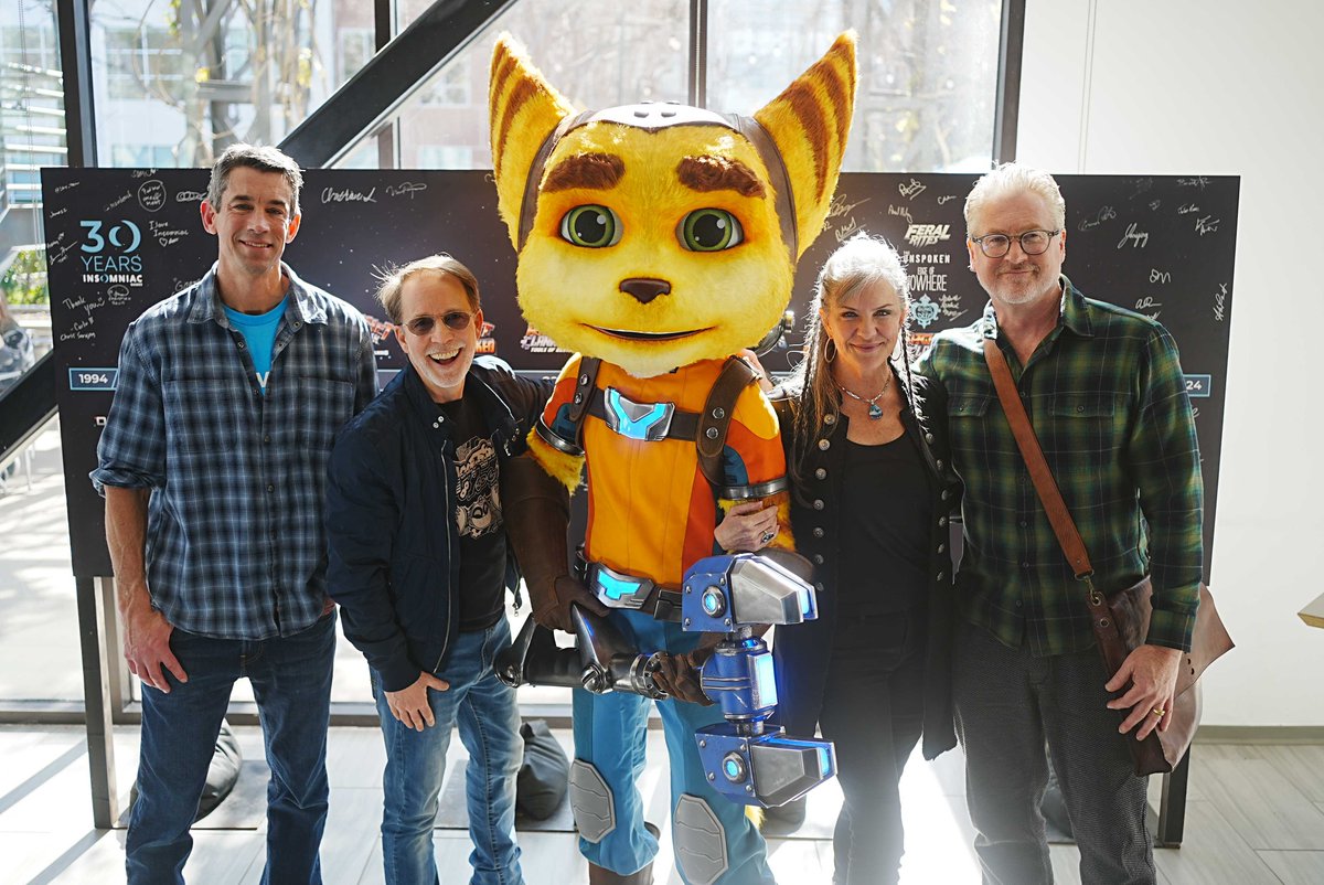 insomniacgames's tweet photo. Ratchet &amp; Clank legends at our 30th Anniversary Community Day event right now! #Insomniac30 https://t.co/Obli67dvVv