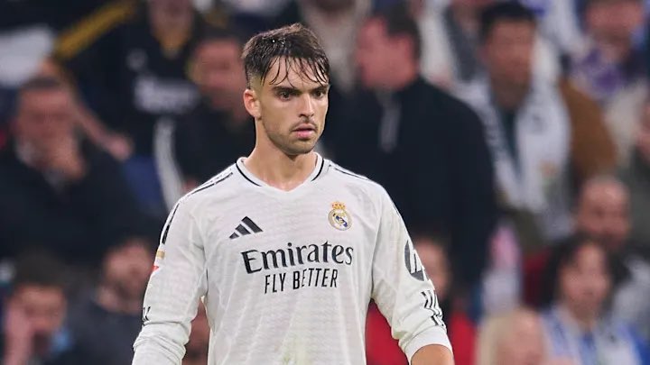 Raúl Asencio con el Madrid:

- 9 Titularidades 
- 9 Goles concedidos 
- 4 Errores graves
- 1  Penalti regalado
- 3 Derrotas 

El nuevo Sergio Ramos?🥶🔥