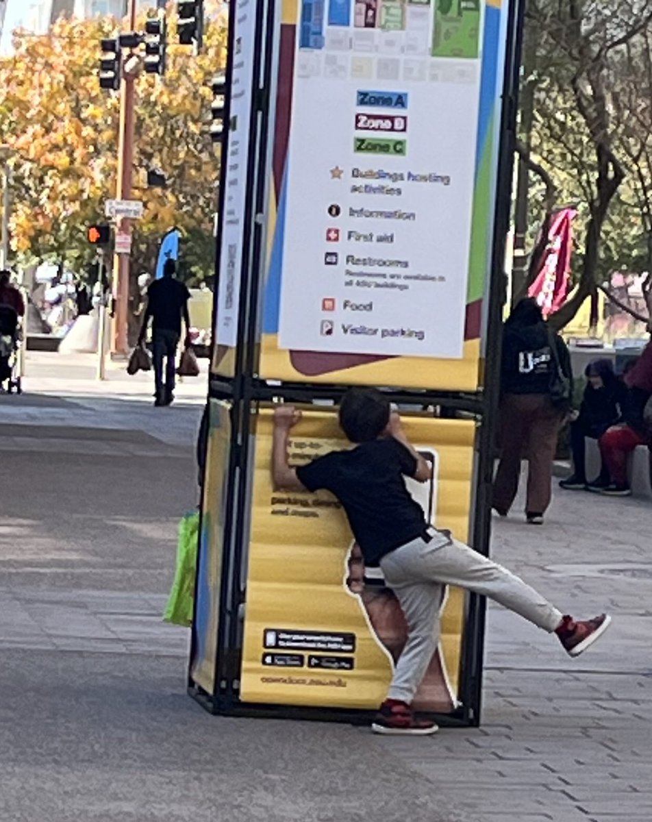 Congratulations to all of the colleges and programs at ⁦<a href="/ASU/">Arizona State University</a>⁩ ⁦<a href="/asudpc/">ASU Downtown Phoenix</a>⁩ for putting on a great ⁦@ASUopendoor⁩ event today!