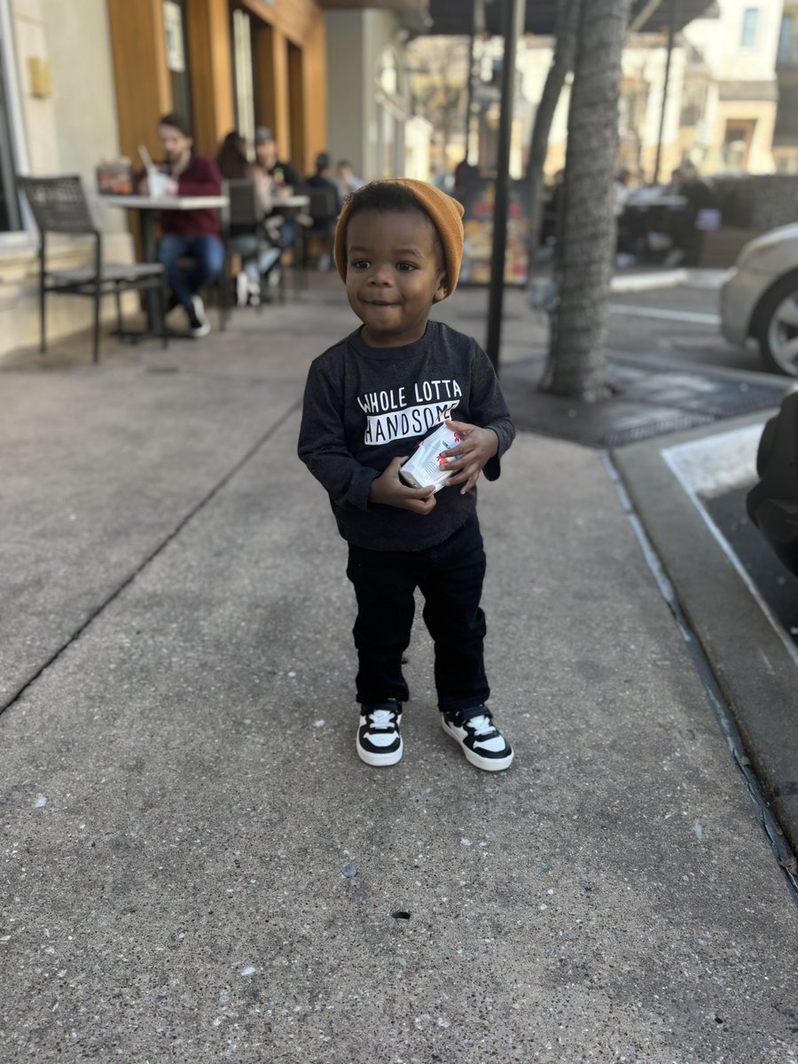 MetricDManning's tweet image. #MaverickDean hanging in these streets with #Spring97 as we got out to watch Lil’ Evan win the city championship with his team! #MavDad #NUPES #TheVillage