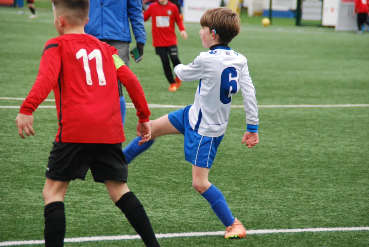 Excellent performance from our U10 Jedi and Knights today against Langton! ⚽️ Well done everyone!👏

#grassrootsfootball #tonbridge #teamwork