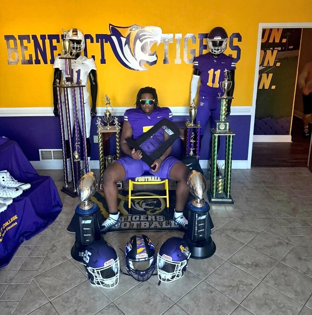 Nasan Houston (DF/LB) GPA 3.3 from Cross Creek High School Augusta, GA blessed to receive offer from Benedict College