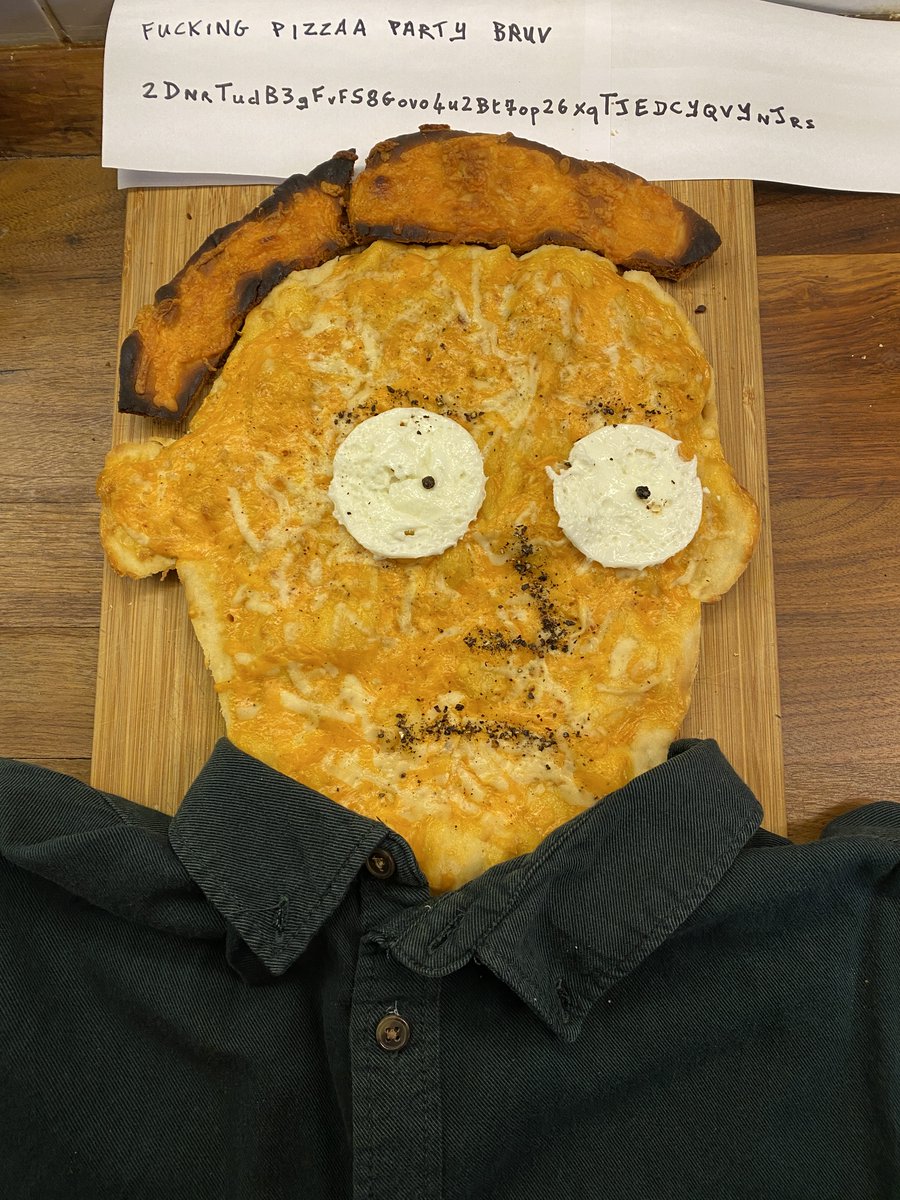 <a href="/ZssBecker/">Alex Becker 🍊🏆🥇</a> Hi, I'm Jerry and I made this pizza for my wife and her boyfriend!
Sauce rosé, two eggs, two black pepper, burnt crust, and no flavor👌 Hope they'll enjoy!

2DnrTudB3gFvfS8Govo4u2Bt7op26xqTJEDCYQVYnJrs