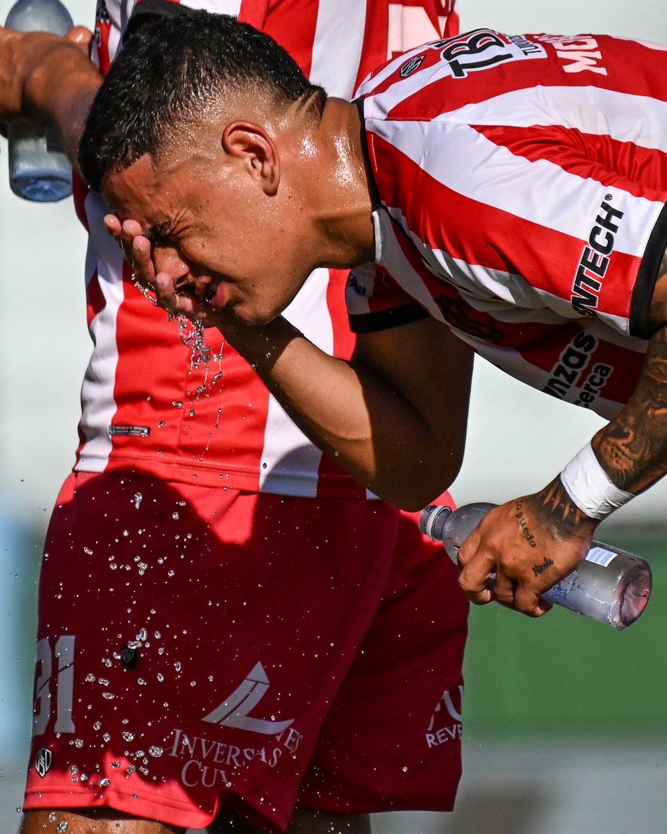 ¡El Guapo consiguió su primer triunfo!

<a href="/barracascentral/">Club Atlético Barracas Central</a> derrotó 1 a 0 a <a href="/CAB_oficial/">Club A. Banfield</a> con gol de Kevin Jappert por la #Fecha3 del #TorneoBetano Apertura 2025 🏆