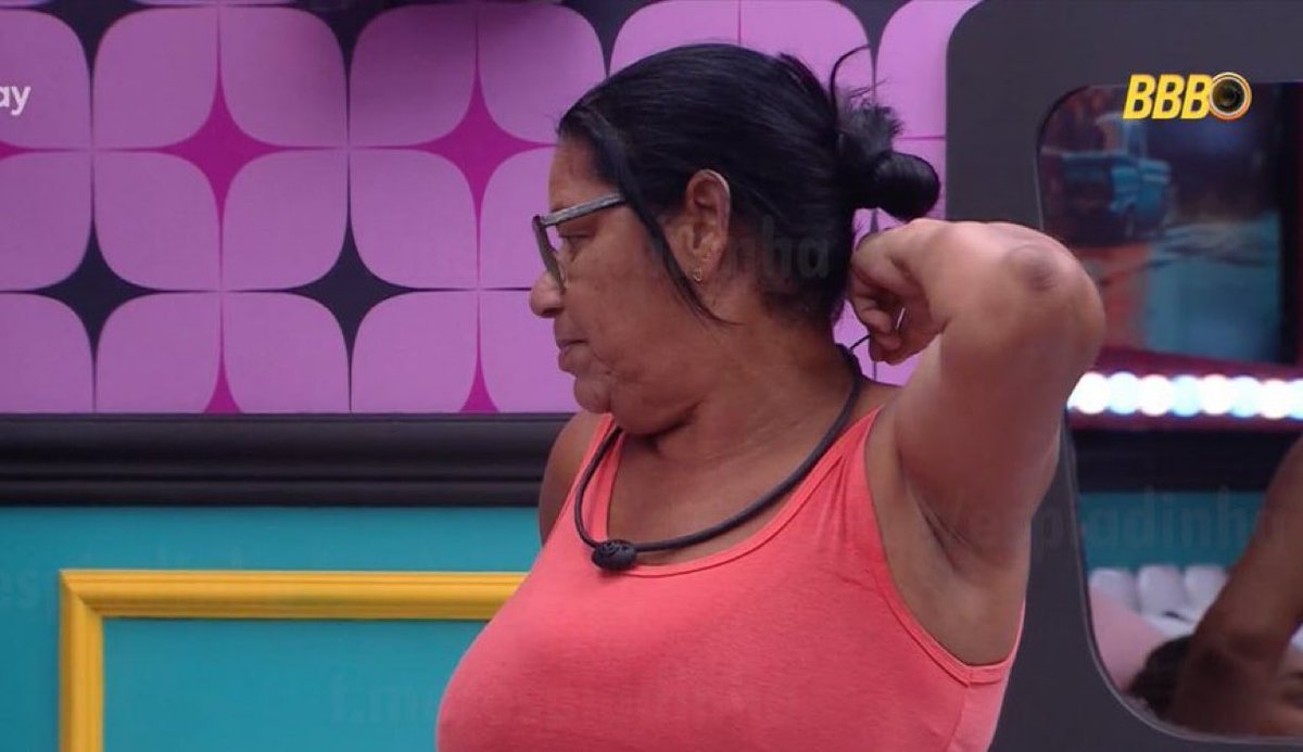 Delma sobre Giovanna: “Aquela carinha mansa assim de sonsinha. Minha mãe dizia ‘Corra dessas caladinhas, que são as cobras que mais rastejam’.” #BBB25