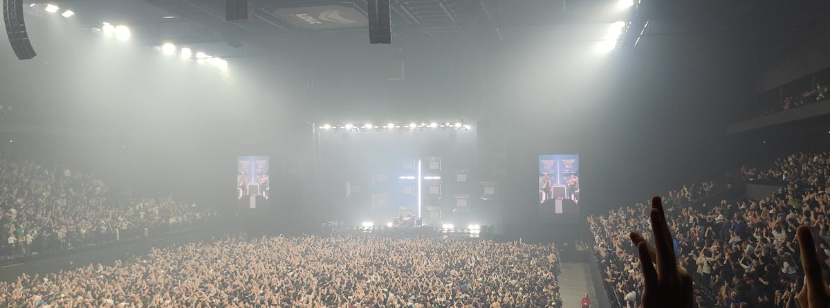 Krym🐾 tweet media