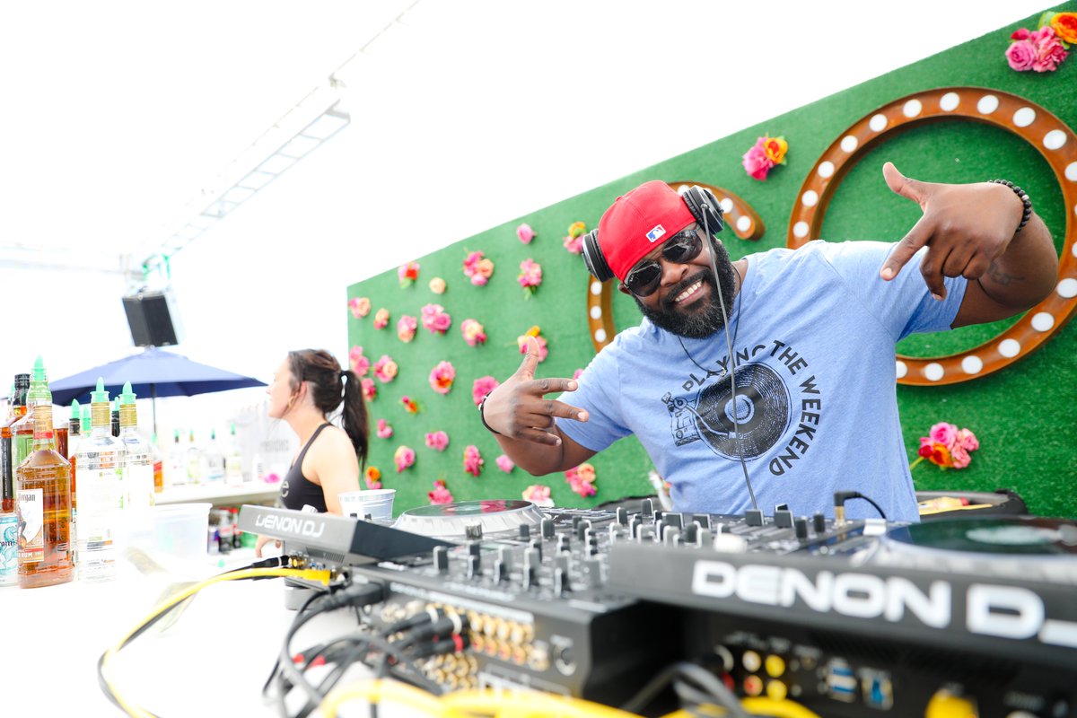 The 10 Days of VIP Giveaways continue. You know the deal—let’s make it happen!