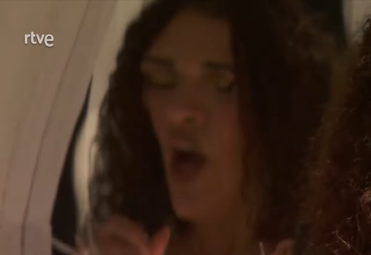 Los espejos de la Chispa memeo #BenidormFestFinal
