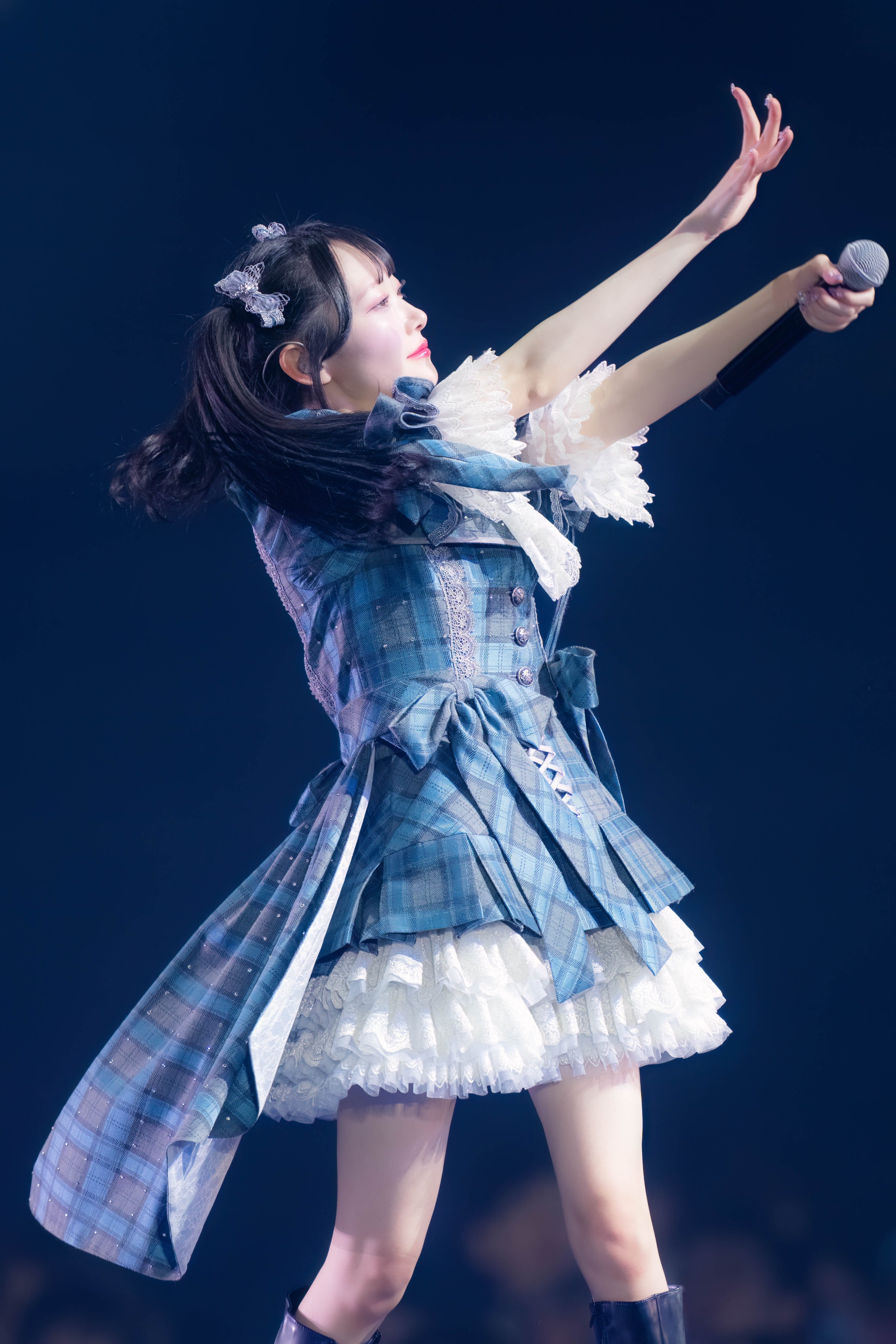 本田珠由記 みるてん 直筆 6周年 青ドレス チュウ