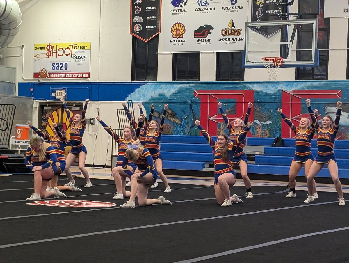 Best of luck to our <a href="/RHS_Shells/">Roxana High School</a> cheerleaders as they compete in the #IHSA sectional today at Mascoutah! 
#GoShells <a href="/RoxanaAthletics/">Shell Nation</a>
