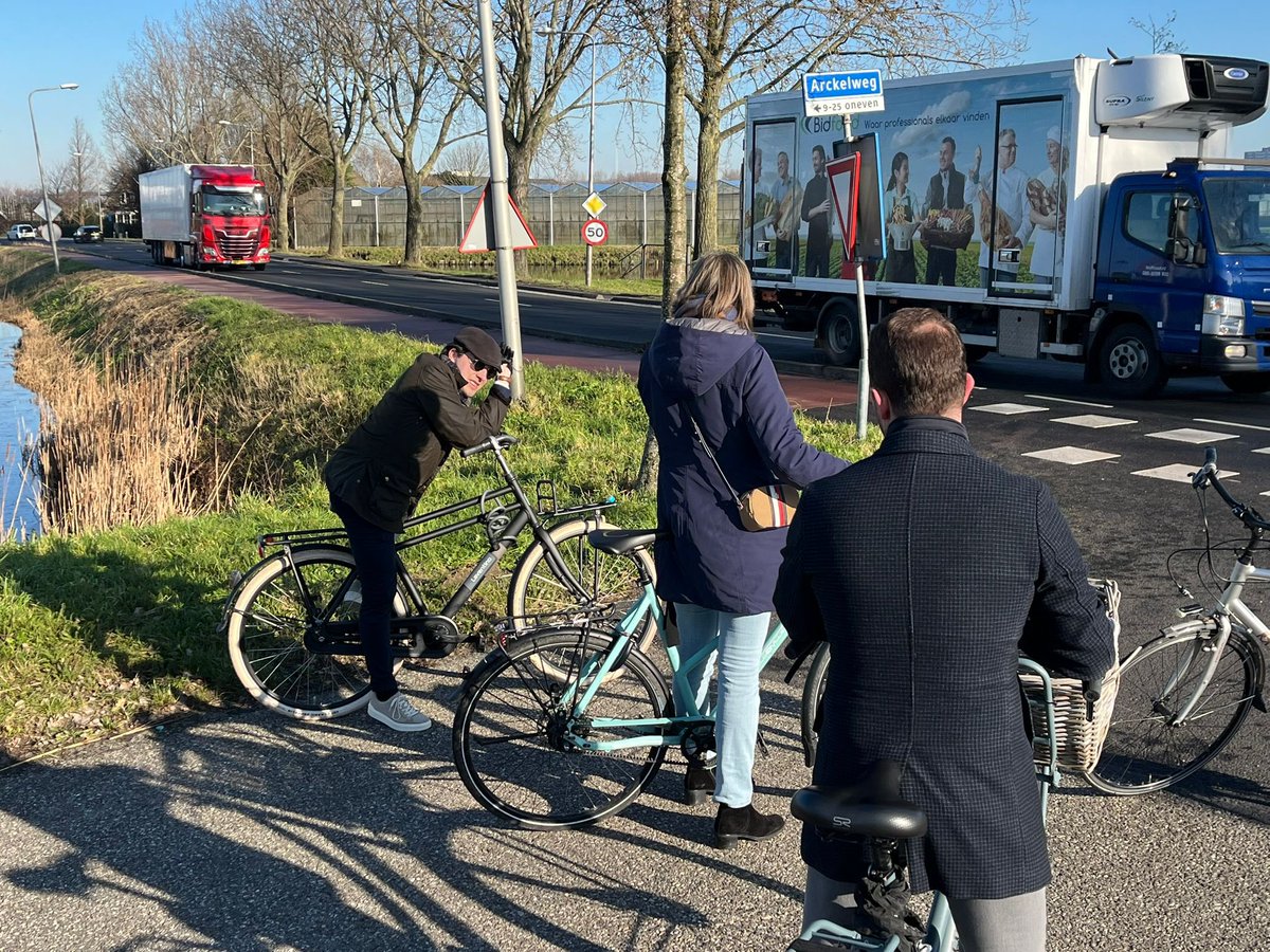 Rondje ABC en Wen met het oog op de behandeling van de gebiedsontwikkeling dit voorjaar. Goed om nogmaals ter plaatse ons beeld te vormen. <a href="/CDAWestland/">CDA Westland</a> #wldebat