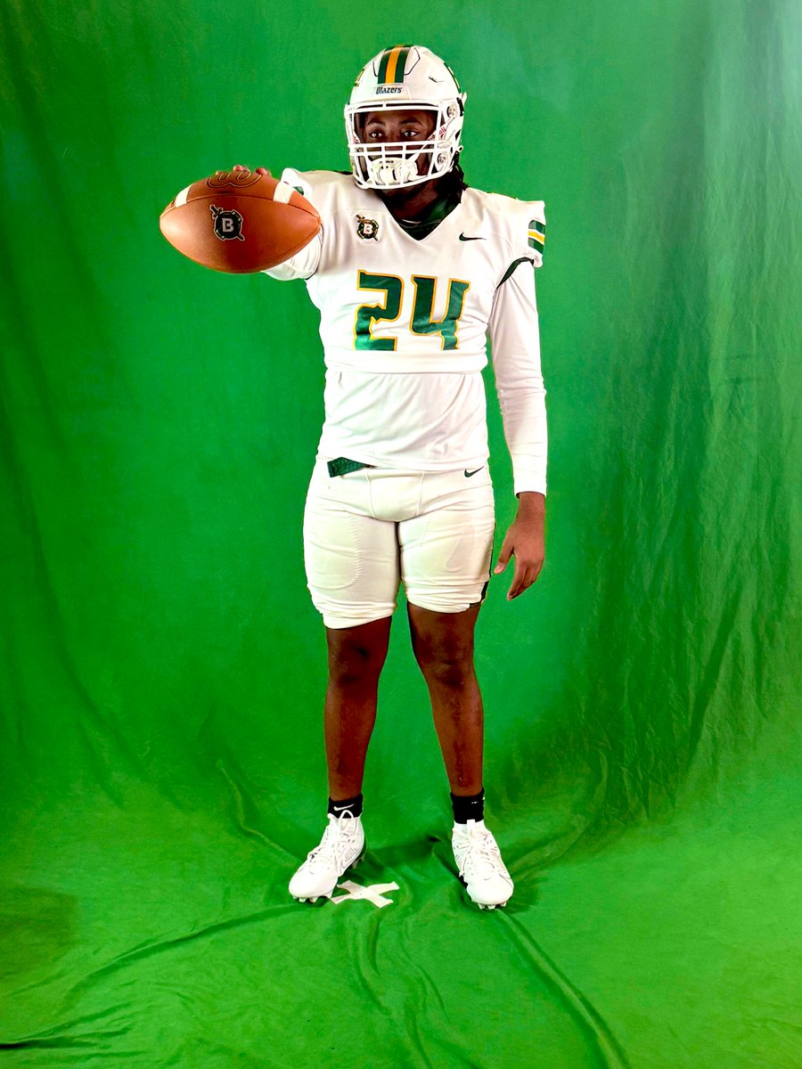 #AGTG After a great conversation with <a href="/Coachjharris0/">Javon Harris Jr.</a> I am blessed to receive my second offer from Belhaven University <a href="/Coastfootball/">Coast Football™</a> <a href="/Coach_BlankDL/">Dominic Blankenship</a> <a href="/SebvVera/">Coach Vera (O Line) Gautier High School (MS)</a> <a href="/hunter15collins/">Hunter Collins</a> <a href="/bshields0244/">Brandon Shields</a> <a href="/TheZacWilliams/">Zac Williams</a> <a href="/BrettSShufelt/">Brett Shufelt</a> <a href="/CoachTySharkNix/">Ty Nix</a> <a href="/COACHMARCHIGH/">Marc High</a>