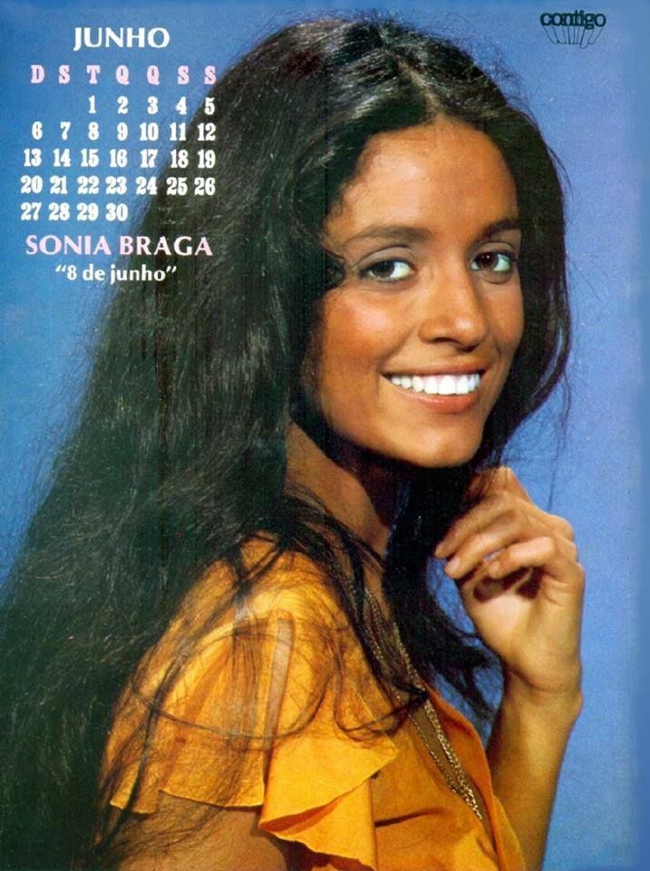 festl_lc's tweet photo. https://t.co/uGgrJXOetu
A bem da verdade: nem Marília Pêra e nem Nívea Maria tinham o physique du rôle p/a protagonista de #AMoreninhaNoGloboplay. Óbvio q a atriz q + corresponde ao aspecto físico da personagem baseada no livro é SÔNIA BRAGA no filme de 1970. https://t.co/gaXpXx7o2v