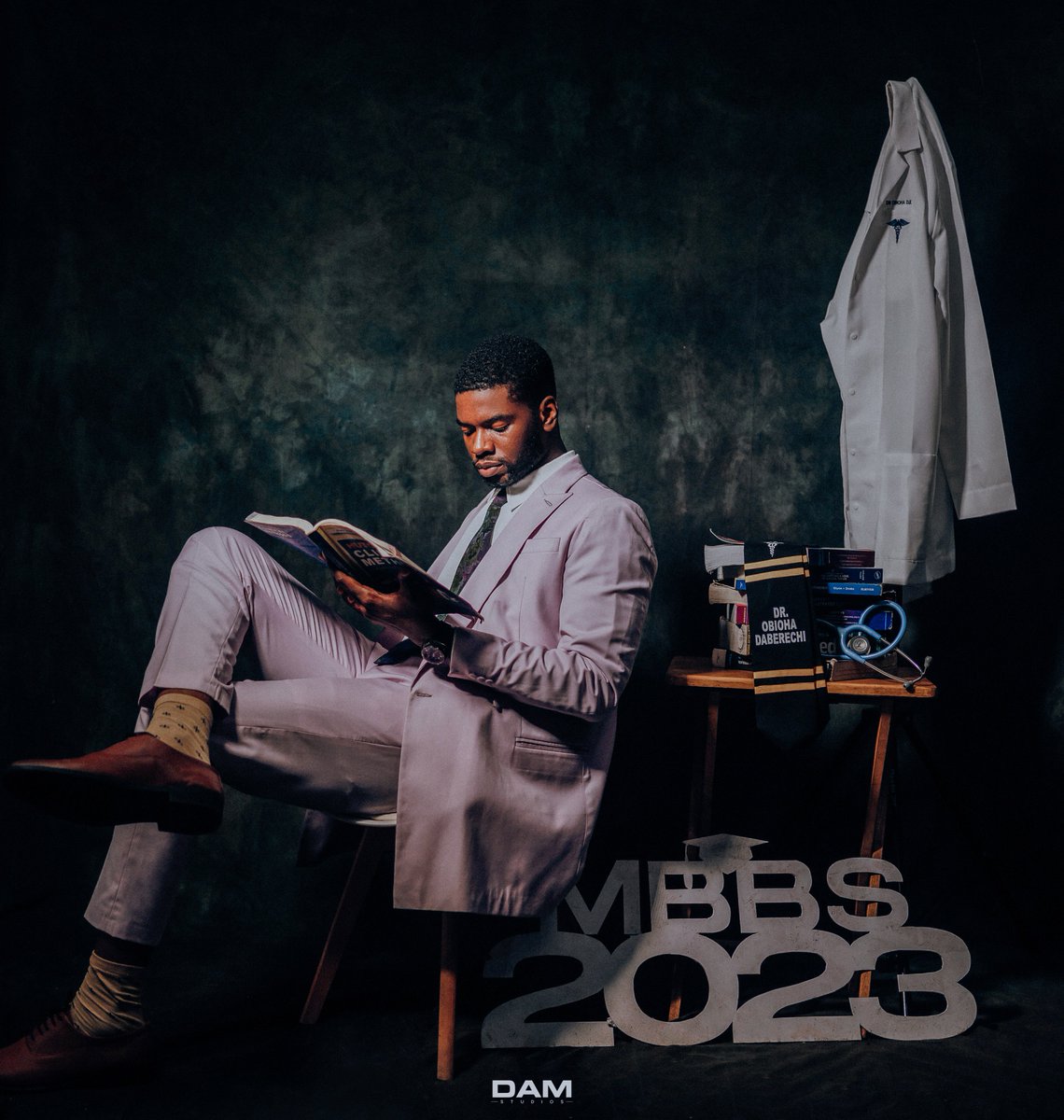Thedab000's tweet photo. DR. OBIOHA DABERECHI EBUBECHUKWU (MBBS. NAU)

GOD IS THE GREATEST 🥂

#mbbsnau#mbbs https://t.co/YYPdVV0APs
