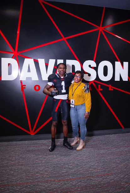 North Meck Football (@northmeckfb) on Twitter photo ‘25 OLB/S Jahmir Davis - <a href="/Jaytooreall/">Jahmir Davis</a> on his official visit to <a href="/DavidsonFB/">Davidson Football</a> ‼️
<a href="/Coach_Thakkar/">Saj Thakkar</a> <a href="/coach_ahles/">Miles Ahles</a> <a href="/CoachVereen/">Daryl Vereen</a> <a href="/StevieCoach/">Coach Stevie Dub</a> <a href="/CoachBlakeOL/">Coach Blake</a> ‘25 OLB/S Jahmir Davis - <a href="/Jaytooreall/">Jahmir Davis</a> on his official visit to <a href="/DavidsonFB/">Davidson Football</a> ‼️
<a href="/Coach_Thakkar/">Saj Thakkar</a> <a href="/coach_ahles/">Miles Ahles</a> <a href="/CoachVereen/">Daryl Vereen</a> <a href="/StevieCoach/">Coach Stevie Dub</a> <a href="/CoachBlakeOL/">Coach Blake</a>