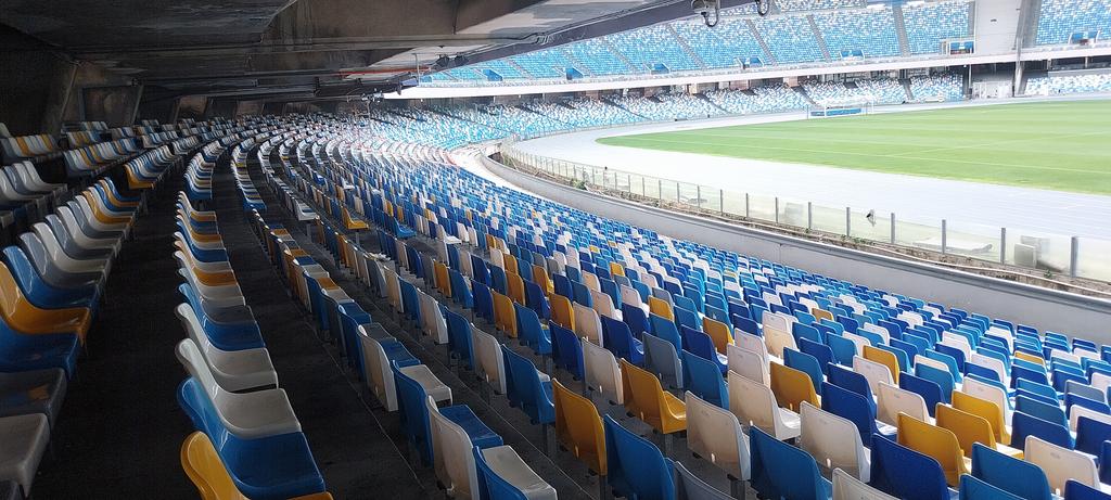 byrom_carl's tweet photo. Estadio Diego Armando Maradona. The greatest ever!🇦🇷⚽️🇮🇹 https://t.co/BysOqNN37u