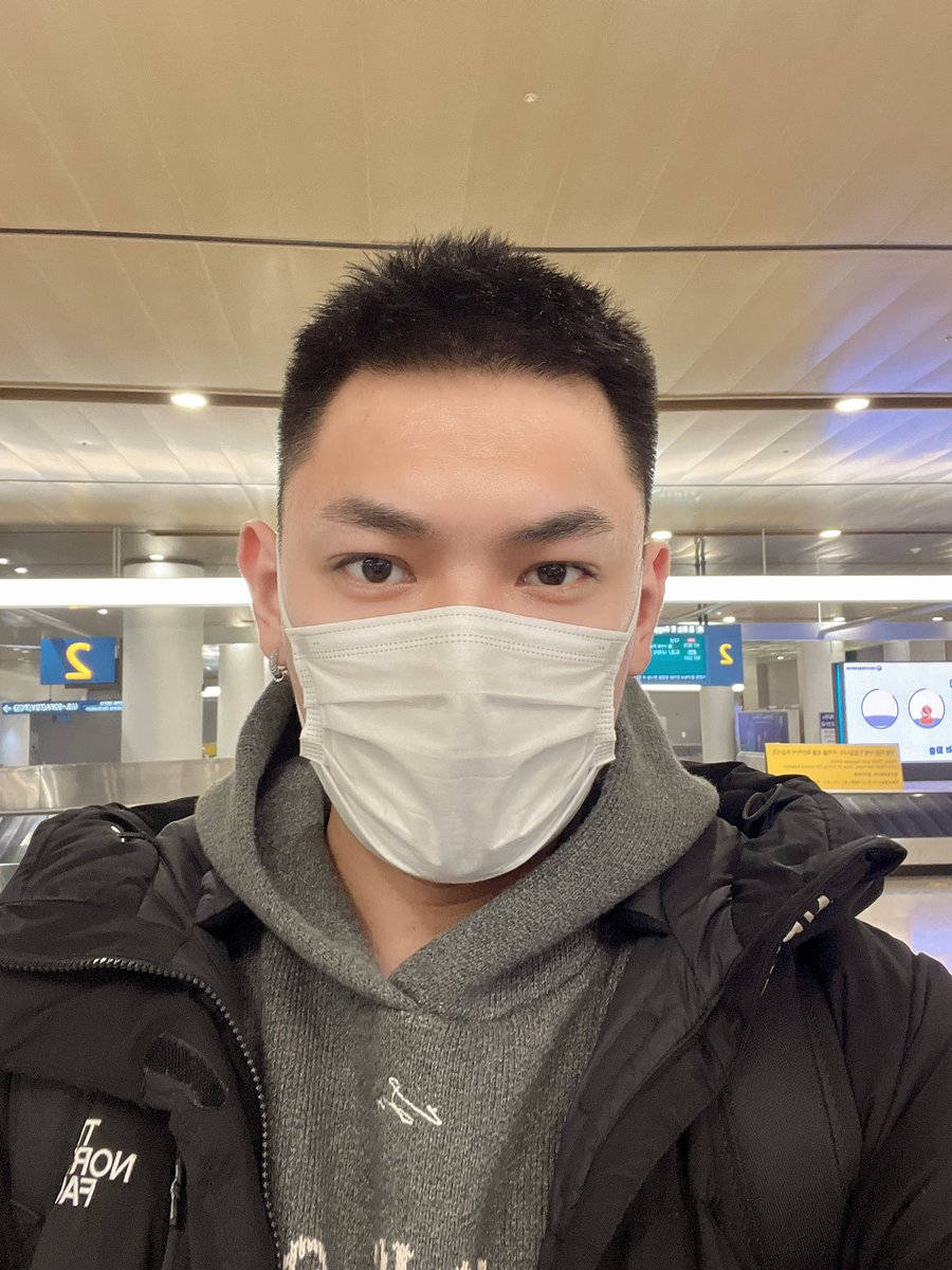 Top_1Eric's tweet photo. hi 🇰🇷 https://t.co/jlN9uT9JMQ