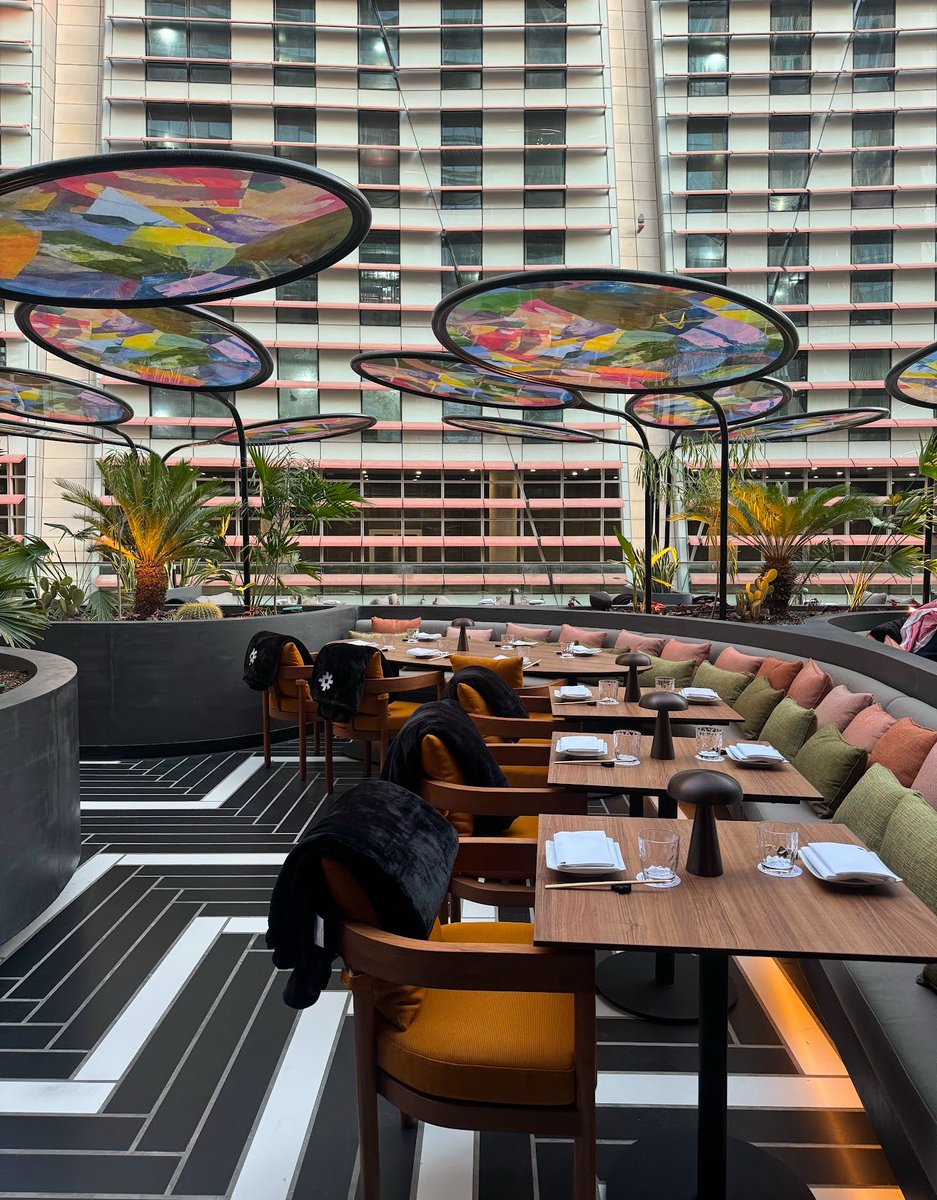 Chotto Matte 
المطعم يفوز بأحلى إطلالة بالرياض 🏙️🤩
📍| الرياض