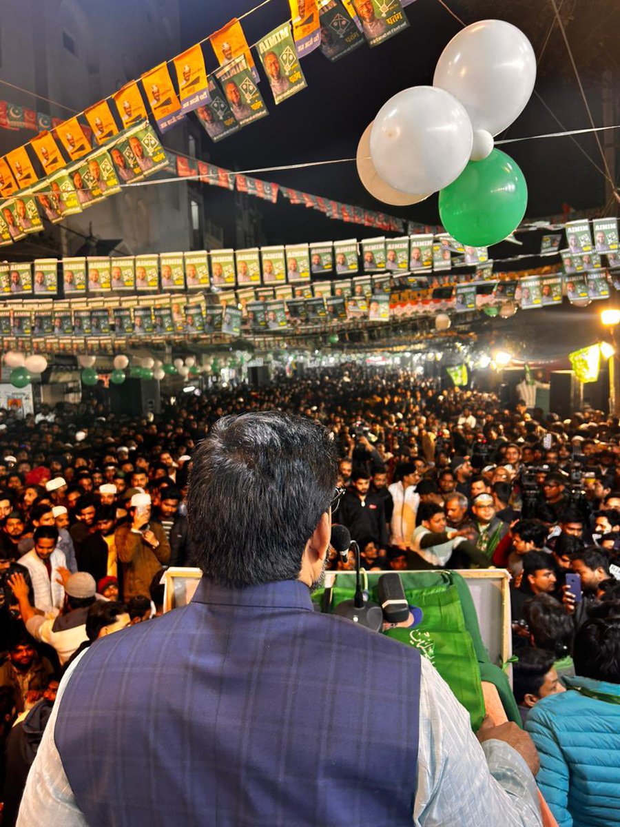 Abrarvoice1's tweet image. दिल्ली; ओखला विधानसभा से AIMIM प्रत्याशी शिफा उर रहमान साहब के समर्थन में यूपी प्रदेश अध्यक्ष @imshaukatali साहब ने बटला हॉउस में विशाल जनसभा को संबोधित किया। 

#DelhiElections2025 #Okhla #AIMIM