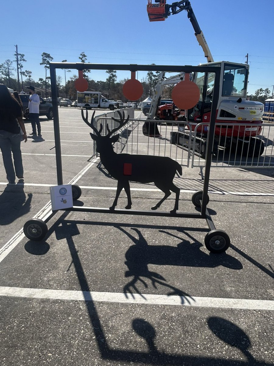 KristiVannett's tweet photo. Kingwood @KingwoodFFA AG Mech projects the students created with outstanding results @HumbleISD_KHS @HumbleISD_CTE https://t.co/KEaJfmRLB6