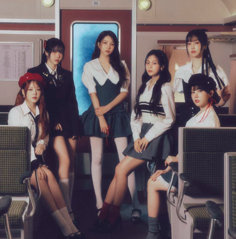 AboutMusicYT's tweet photo. The songwriter of Yes or Yes by TWICE shared that GFRIEND passed on the song. https://t.co/Od3Nsn3gEA
