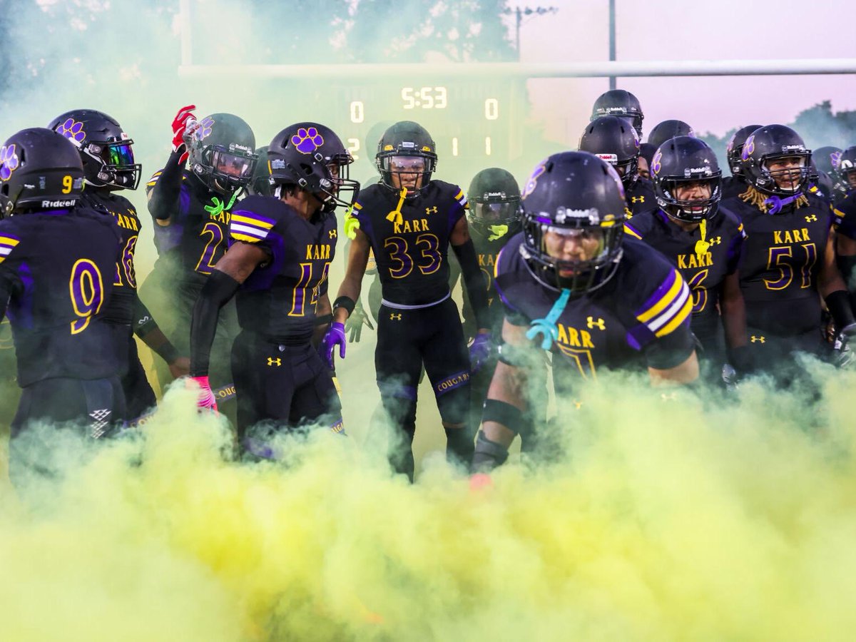 LAFBReport's tweet photo. .@EdnaKarrHS uniform appreciation post. 

#BootSwag 🔥 🦅 https://t.co/3iu41ZKQi2