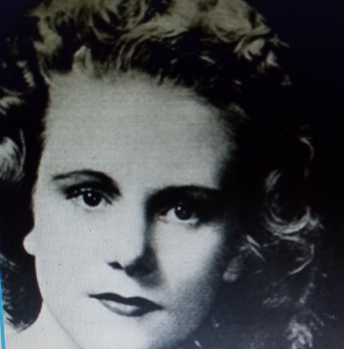 CharlesMicheaux's tweet photo. #SelmaMovement
Today, I think of Viola Liuzzo
#BlackHistory
She lost her life while fighting for voting rights on behalf of 22 million
Black Americans.
The death of Viola Liuzzo pushed the government to pass the Voting Rights Act of 1965.
Viola was killed March 25, 1965. https://t.co/pcguN5HGuP