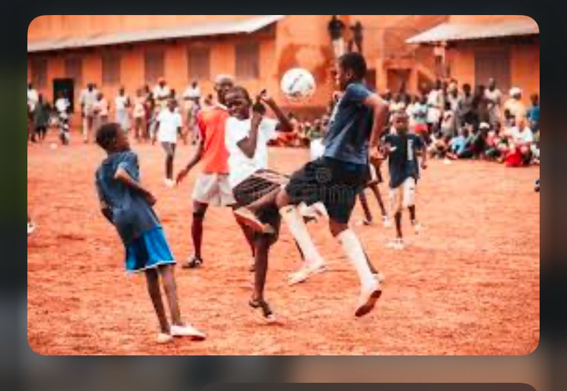 Ralson101's tweet photo. @Mimmie256 As long as 22 men are chasing a ball every man is bound to leave you https://t.co/vJERpyr0KJ