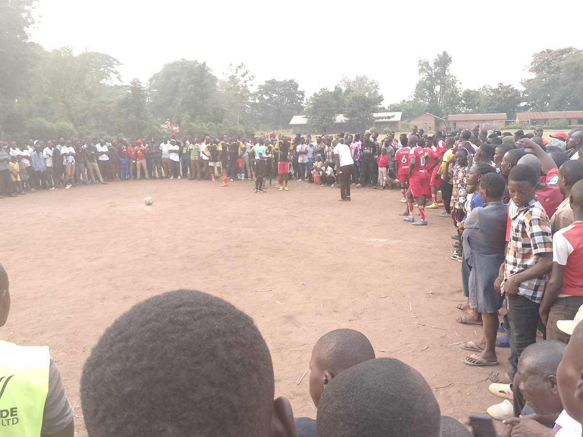 Today's attendance was really good. Semifinals Kisaikye FC vs Kavule FC ended 0:0 in the 90 minutes.

Kisaikye won 5:3 in penalty kicks.

Thanks to all fans, and everyone who's supporting this event.

ECF Uganda, Taking Steps towards a Cancer free World 

#WorldCancerDay