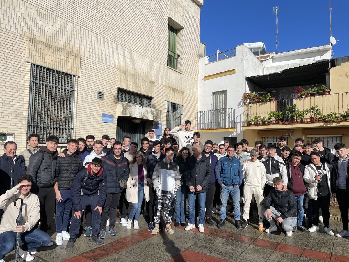 IES CAURA tweet media