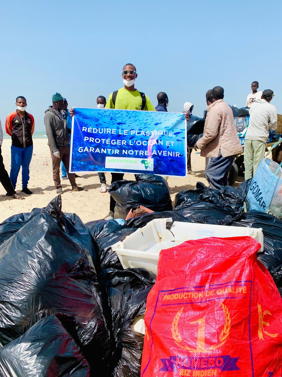 VerteAction's tweet photo. 📷[#EVENEMENT#]
Ce samedi 1er février 2025, nous avons participé à la Journée de Nettoyage organisée par les bénévoles de Greenpeace Saint-Louis. Cet événement avait pour objectif de soutenir la campagne Océan de Greenpeace et s’est déroulé sur la plage d'Hydrobase.
#Greenpeace https://t.co/IHVuiZMDwG