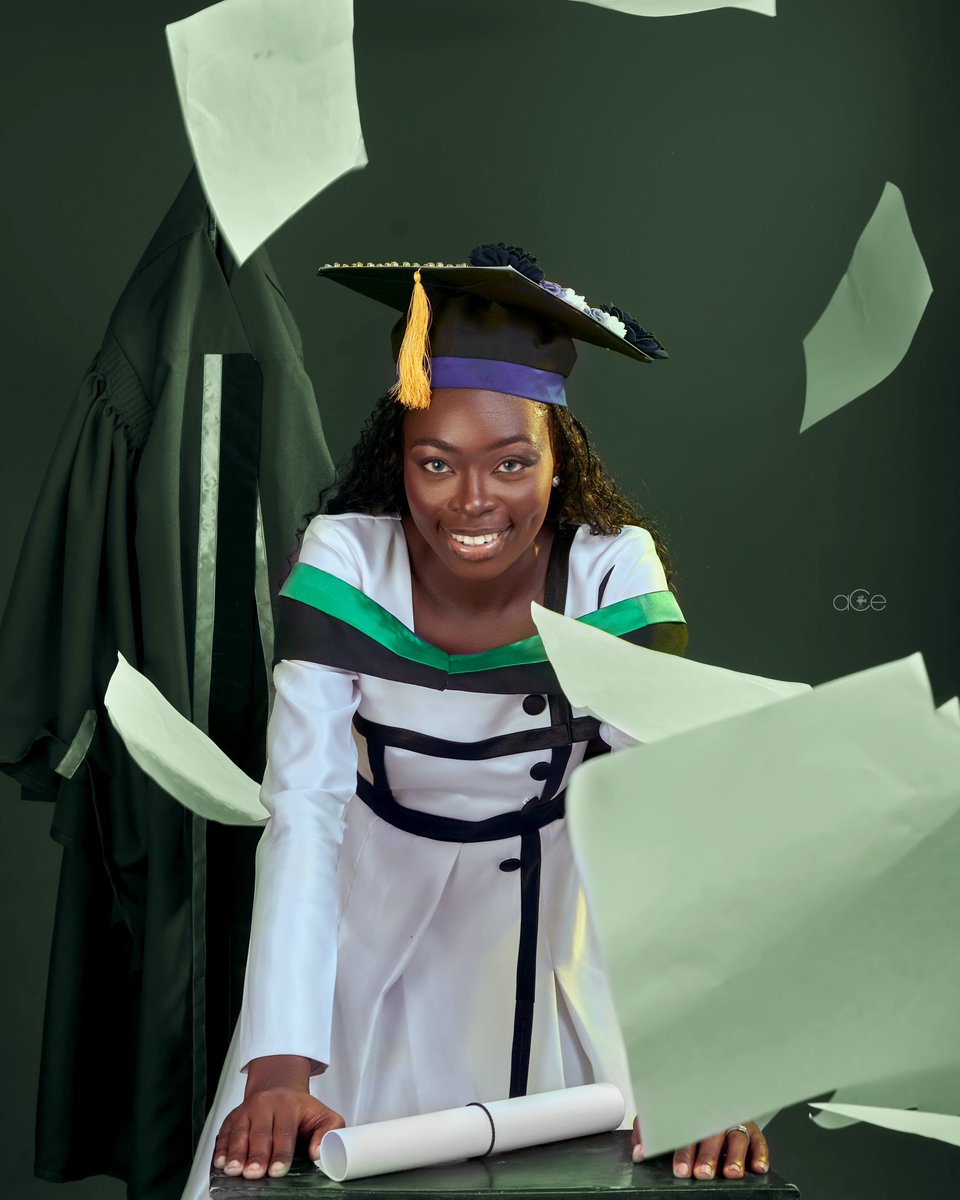 AbimbolaElo's tweet photo. The tassel was worth the hassle! 🎓
#PurpleSaturday #Futminnaconvocation #futminna #graduate https://t.co/w5fQG8pIcX