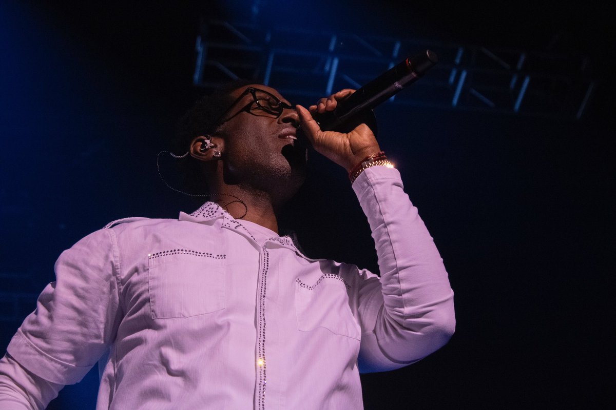 “‘Motownphilly’ Back Again: Boyz II Men Doing a Little East Coast Swing at Mohegan Sun”

Check out the full gallery here 🔗 wqaq.com/5026/motownphi…

📸 Mia Daly