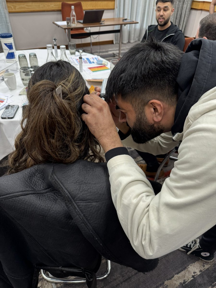 Vaccination, BLS &amp; Pharmacy First training in Leeds today!

Feedback from a delegate:

‘I’ve been delivering Pharmacy First for a year &amp; there’s so much I’ve learnt today!’

Next session: Minor Illness &amp; Advanced Physical Assessments, 22nd Feb!

pharmacyfoundations.co.uk/our-courses/