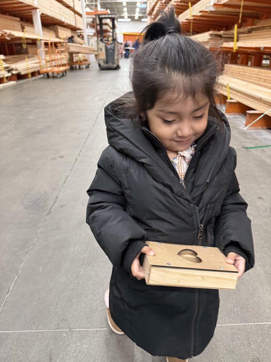 Ms. Luna tweet media