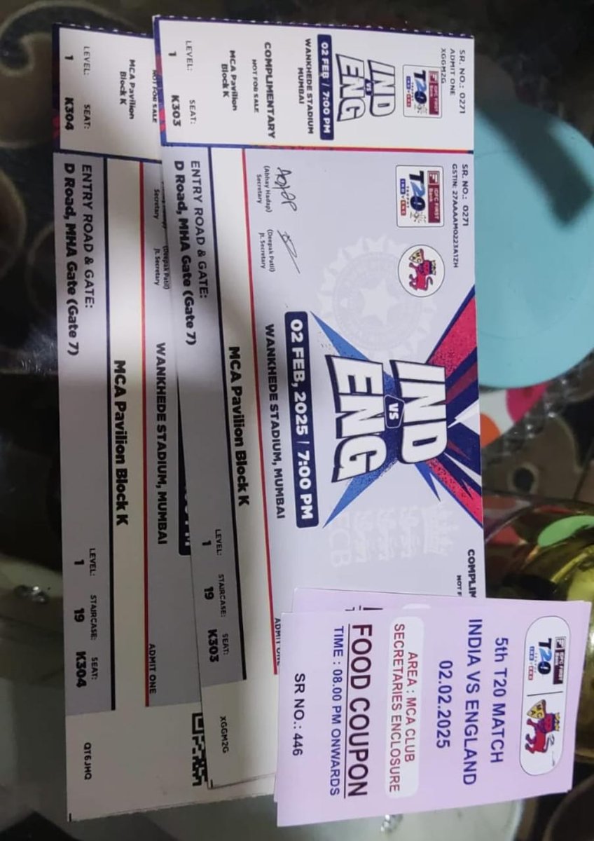 Event Tickets tweet media