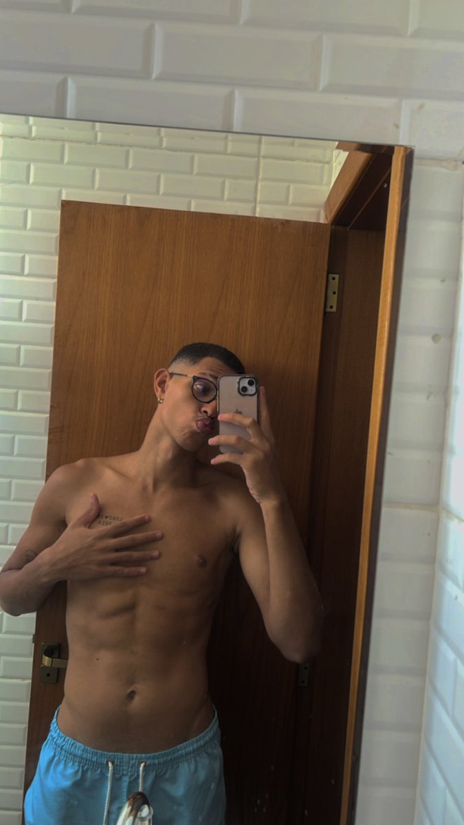 Lipelemos4's tweet photo. Frio da poha… 🥶 https://t.co/8GOXjAwkYJ