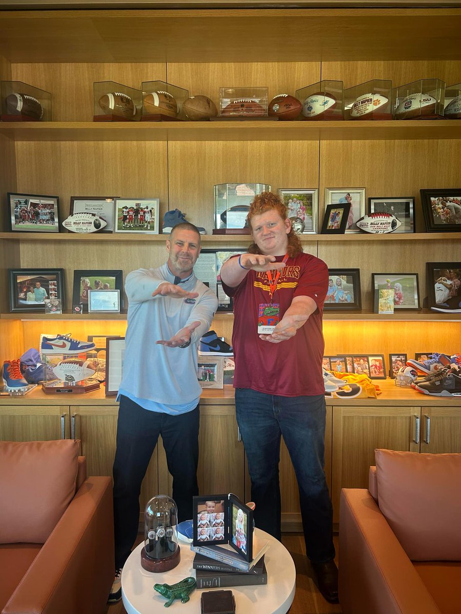 Clayton Lee tweet media