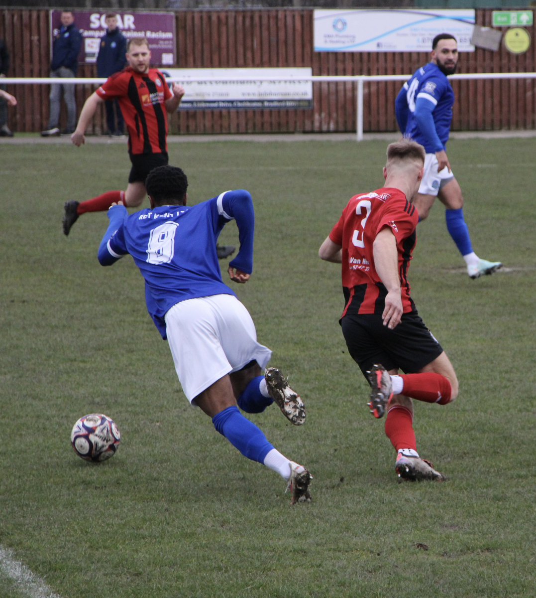 FindMeOnTheSL's tweet photo. Find me on the sideline at @CampionAFC V @PickeringTownFC 

🔗 https://t.co/rqV3S1kF1P

🔗 https://t.co/yOwSOAoH1E https://t.co/4CMkYvcByP