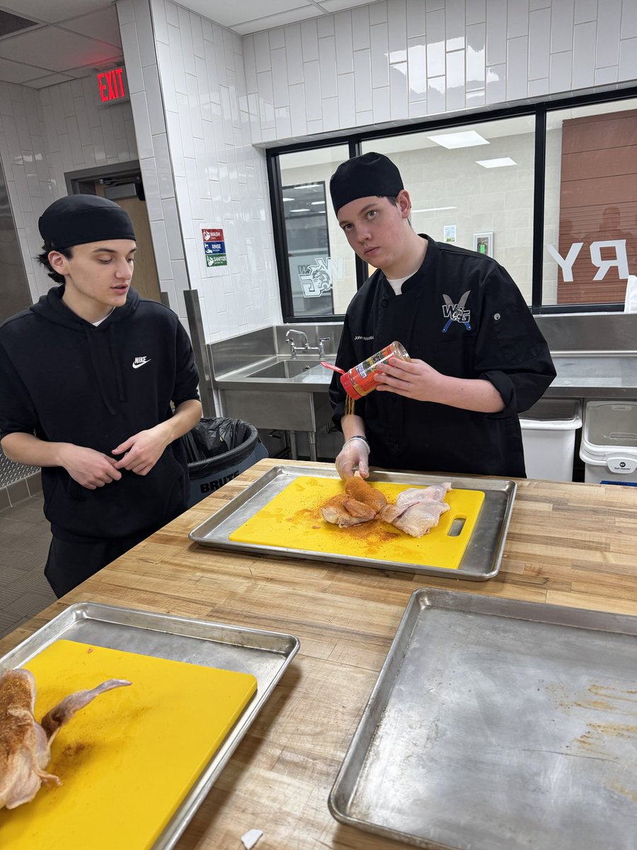 Walnut Grove HS Culinary Arts (@wghs_culinary) on Twitter photo Members of <a href="/BbqProsper/">WGHSBBQ</a> helping <a href="/WalnutGroveHS/">Walnut Grove High School</a> Culinary Arts students on chicken fabrication lab! All bones kept for stock for risotto in A&P-💯% yield lab! <a href="/prosperCTE/">Prosper CTE</a> <a href="/TheGroveCTE/">Walnut Grove HS CTE</a> <a href="/HardysCafe_WGHS/">Hardy's Cafe at Walnut Grove HS</a> <a href="/hsbbqinc/">High School BBQ Inc</a> <a href="/TothDustin/">Dustin Toth</a> Members of <a href="/BbqProsper/">WGHSBBQ</a> helping <a href="/WalnutGroveHS/">Walnut Grove High School</a> Culinary Arts students on chicken fabrication lab! All bones kept for stock for risotto in A&P-💯% yield lab! <a href="/prosperCTE/">Prosper CTE</a> <a href="/TheGroveCTE/">Walnut Grove HS CTE</a> <a href="/HardysCafe_WGHS/">Hardy's Cafe at Walnut Grove HS</a> <a href="/hsbbqinc/">High School BBQ Inc</a> <a href="/TothDustin/">Dustin Toth</a>