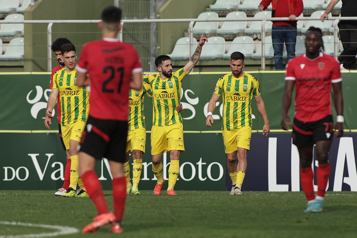 CDTondela1933's tweet photo. xᴀᴠɪɪɪɪ 🤩👊

#PeloTondela #CDTPEN https://t.co/mDETLreHLy