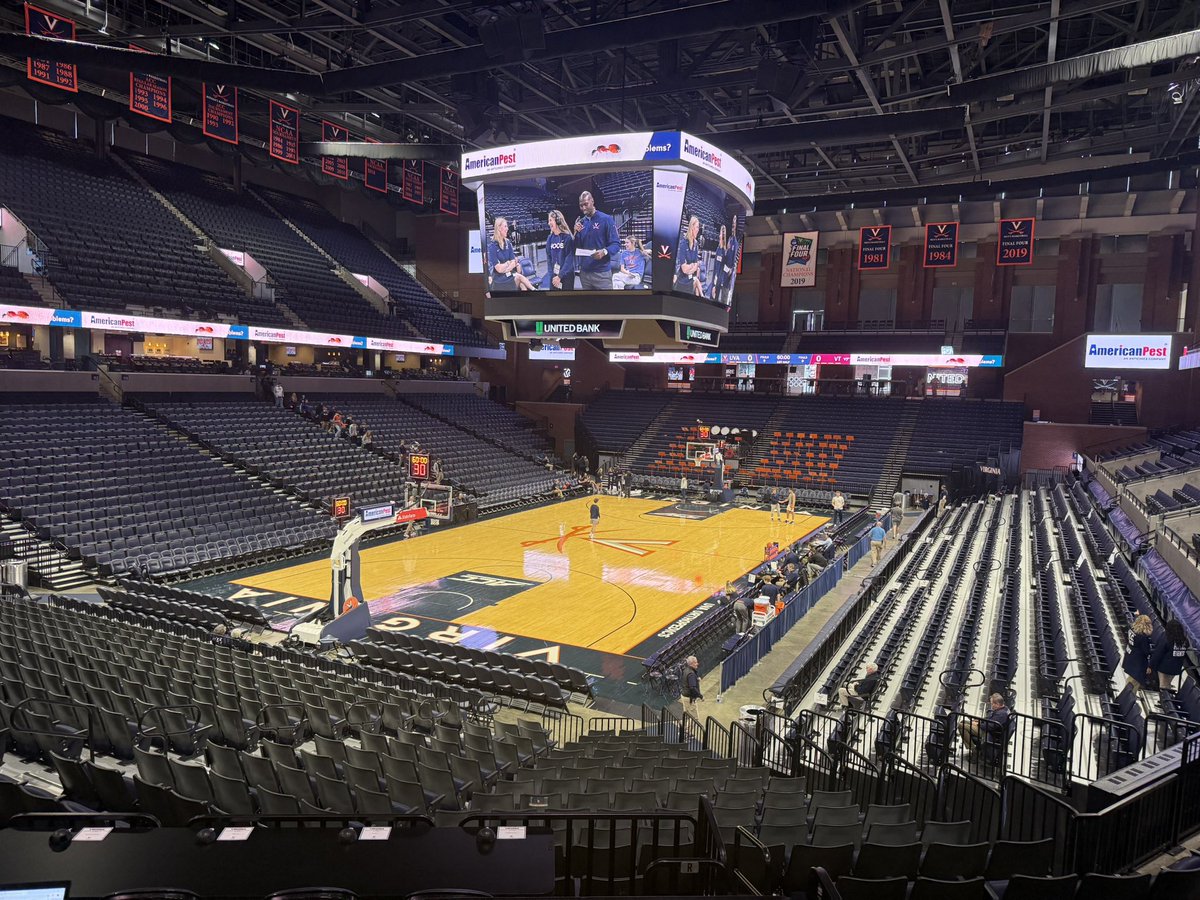 RobertBateman (@robertb_16) on Twitter photo Itās the 1st edition of the Menās basketball Commonwealth clash as <a href="/HokiesMBB/">Virginia Tech Men's Basketball</a> travels to Charlottesville to take on <a href="/UVAMensHoops/">Virginia Men's Basketball</a>. <a href="/cody_wagner_/">Cody Wagner</a> and I will have you covered live on mixlr with <a href="/3304Sports/">3304 Sports</a>
š» 3304sports.mixlr.com/events/3982357 Itās the 1st edition of the Menās basketball Commonwealth clash as <a href="/HokiesMBB/">Virginia Tech Men's Basketball</a> travels to Charlottesville to take on <a href="/UVAMensHoops/">Virginia Men's Basketball</a>. <a href="/cody_wagner_/">Cody Wagner</a> and I will have you covered live on mixlr with <a href="/3304Sports/">3304 Sports</a>
š» 3304sports.mixlr.com/events/3982357