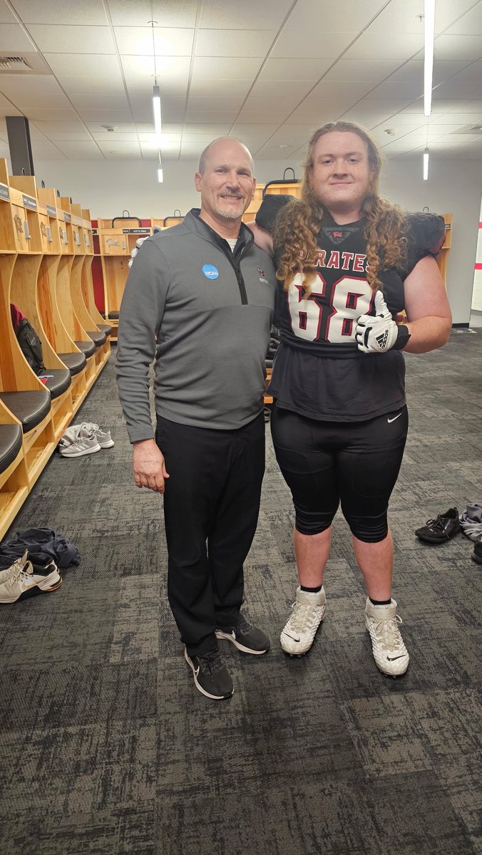 Thank you so much <a href="/coachsandberg/">Rod Sandberg</a>, <a href="/CoachMurph67/">Alex Murphy</a> &amp; <a href="/CoachJrodg/">Jake Rodgers</a> for having me on campus at Whitworth University this weekend for an official visit! It was an amazing experience meeting all the coaches and players and seeing the campus!